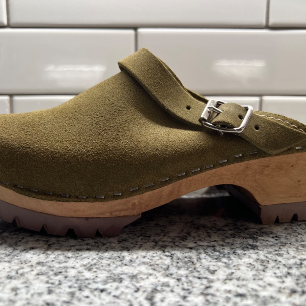 MIA EBBA Clog - Olive Suede US Size 9 - Picture 5 of 8